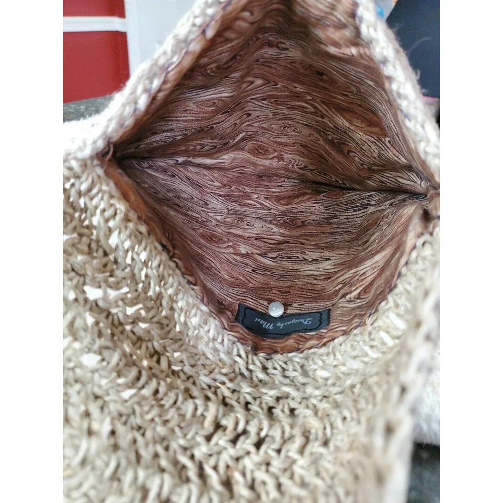 Vintage Rare Crochet Clutch Button‎ Tan Purse 7.5x 10.5